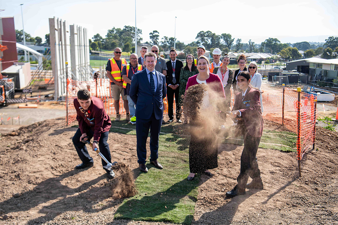 Marymede Catholic College, Doreen – sod turning with State Member for Yan Yean, Lauren Kathage